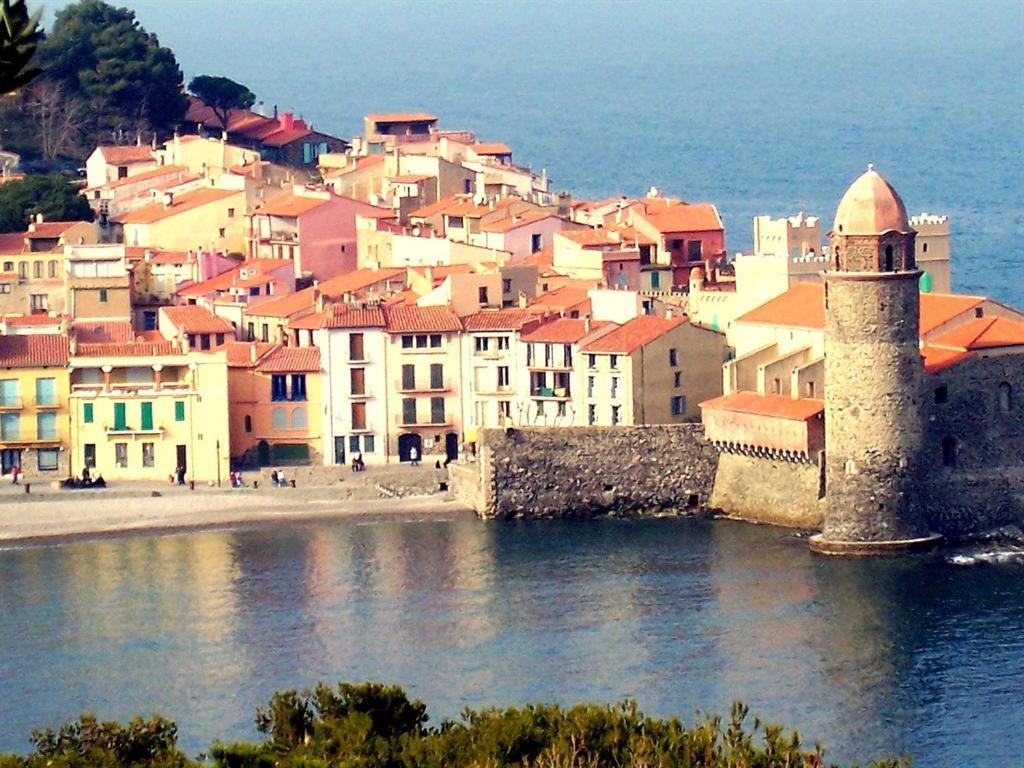 Château d'Ortaffa Extérieur photo