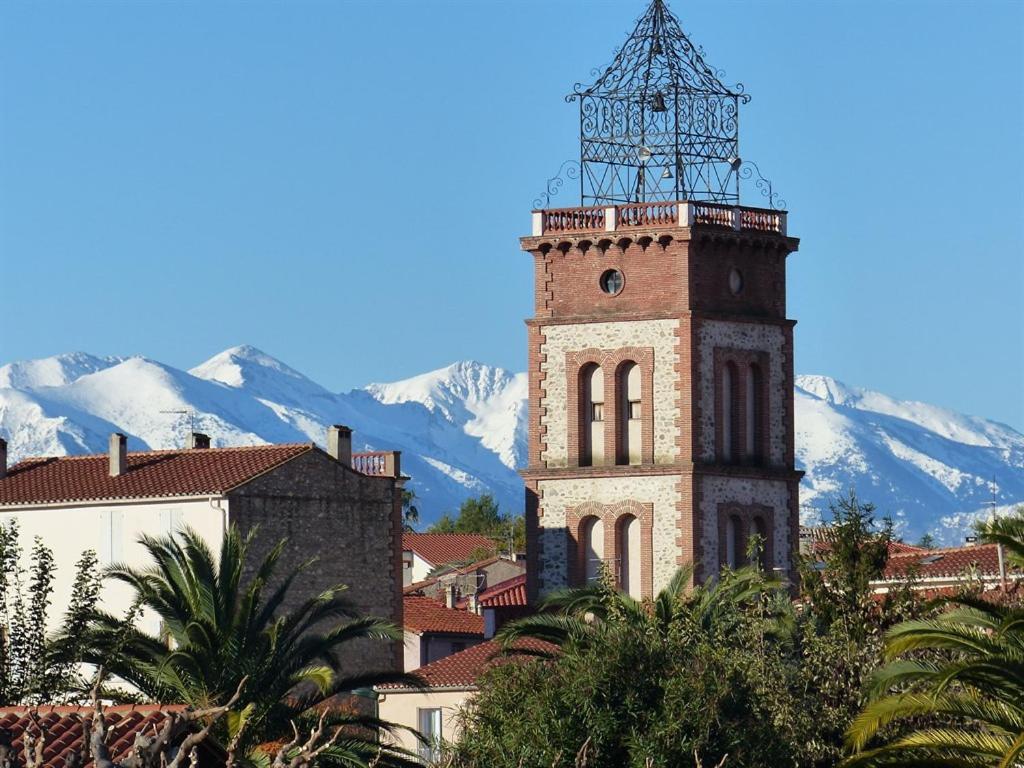 Château d'Ortaffa Extérieur photo
